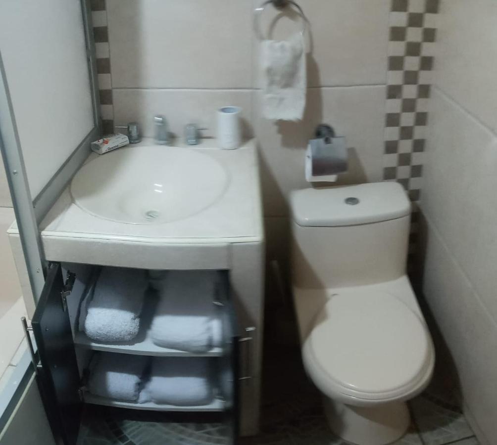 A Un Minuto Del Aeropuerto Sientase Como En Casa Cusco Luaran gambar
